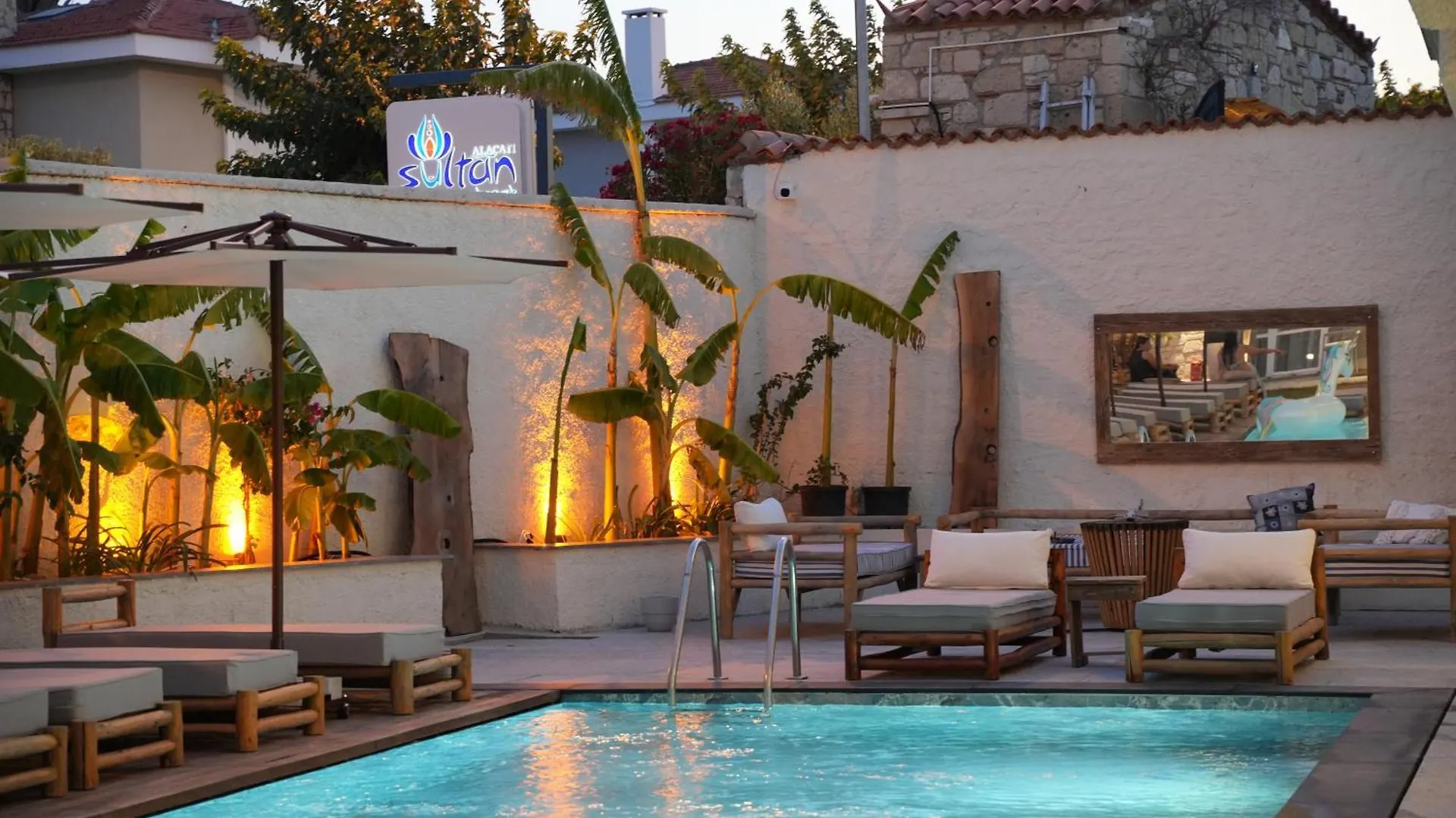 Alojamento de Acomodação e Pequeno-almoço Q Alacati Luxury Hotel Çeşme