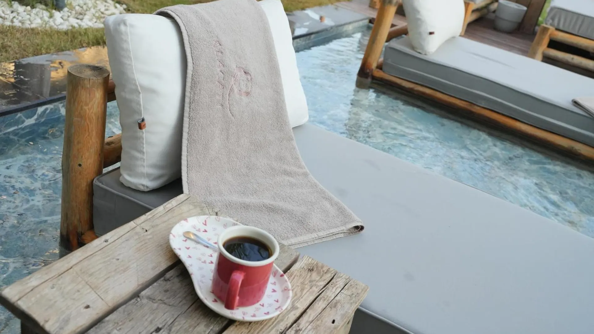 Q Alacati Luxury Hotel Çeşme Alojamento de Acomodação e Pequeno-almoço